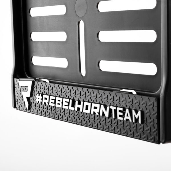 Ramka na rejestrację motocykla REBELHORN TEAM 
BLACK - obrazek 2