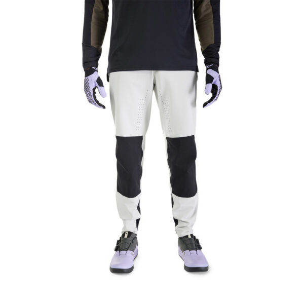 Spodnie rowerowe FOX DEFEND PARK LIGHT GREY - obrazek 4