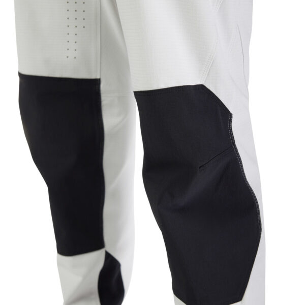 Spodnie rowerowe FOX DEFEND PARK LIGHT GREY - obrazek 7